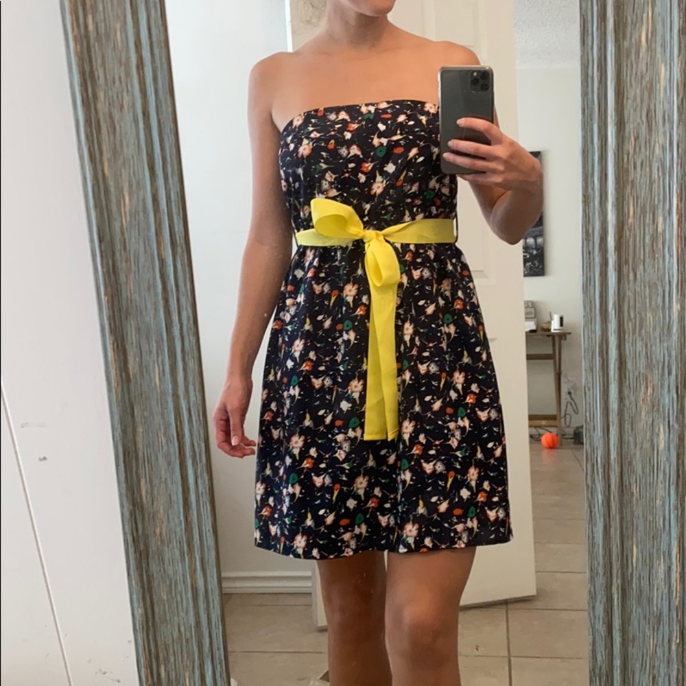 Really cute Moonlight mini dress!